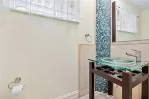 10019 NW 5th St, Plantation, FL 33324 - Photo 13