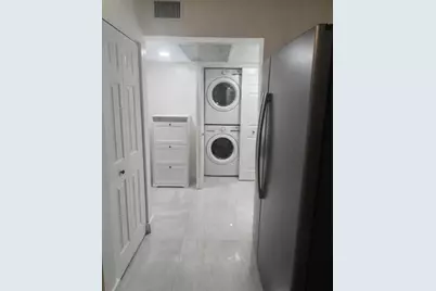 10501 W Broward Blvd, Unit #209, Plantation, FL 33324 - Photo 5