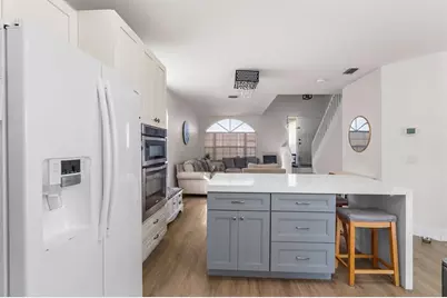 527 NW 87th Ln, Coral Springs, FL 33071 - Photo 13