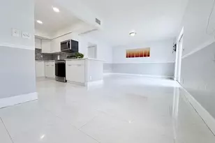 1788 SW 81st Way, Davie, FL 33324 - Photo 11