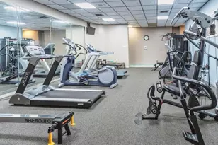 900 Colony Point Cir, Pembroke Pines, FL 33026 - Photo 55