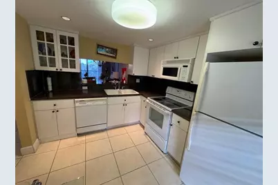 900  Colony Point Cir, Unit #407, Pembroke Pines, FL 33026 - Photo 3