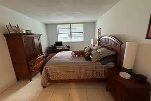 900 Colony Point Cir, Pembroke Pines, FL 33026 - Photo 15