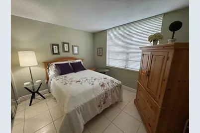 900  Colony Point Cir, Unit #407, Pembroke Pines, FL 33026 - Photo 19
