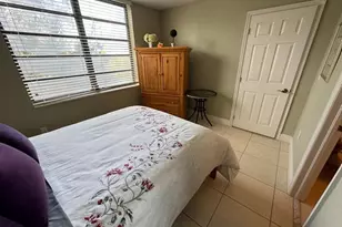 900 Colony Point Cir, Pembroke Pines, FL 33026 - Photo 21