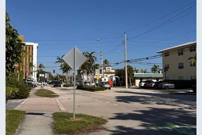 4831  Bayview Dr, Fort Lauderdale, FL 33308 - Photo 43