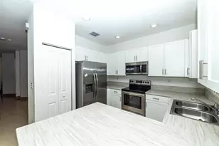 20920 NE 8th Ave, Miami, FL 33179 - Photo 3