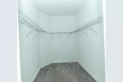 20920 NE 8th Ave, Miami, FL 33179 - Photo 13