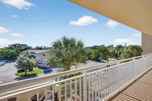 2611 N Riverside Dr, Pompano Beach, FL 33062 - Photo 3