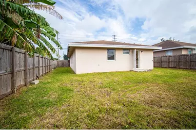 455 NW 14th St, Florida City, FL 33034 - Photo 31