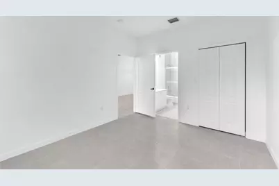 7200-108 NW 177th St, Hialeah, FL 33015 - Photo 9