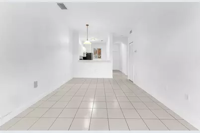 7200-108 NW 177th St, Hialeah, FL 33015 - Photo 7