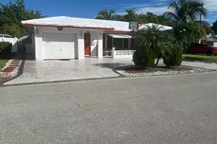 7001 NW 76th Ct, Tamarac, FL 33321 - Photo 5