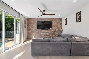 1878 SW 177th Ave, Miramar, FL 33029 - Photo 7