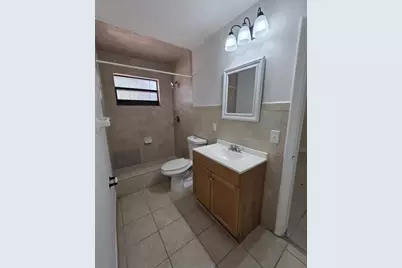 2127 NW 7th St, Fort Lauderdale, FL 33311 - Photo 9