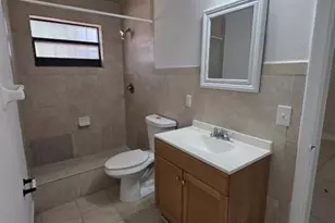 2127 NW 7th St, Fort Lauderdale, FL 33311 - Photo 9