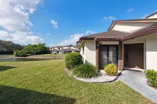 20929 Boca Ridge Dr, Boca Raton, FL 33428 - Photo 3