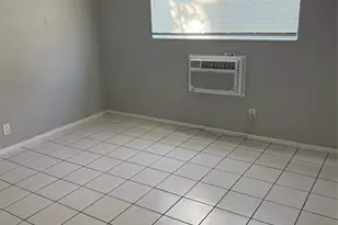 1812 E Oakland Park Blvd, Fort Lauderdale, FL 33306 - Photo 3