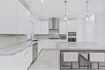 10595  Mira Vista Dr, Parkland, FL 33076 - Photo 9