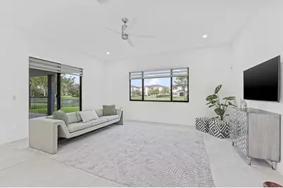 10595  Mira Vista Dr, Parkland, FL 33076 - Photo 15