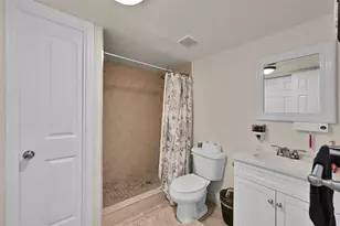 6250 SW 39th St, Davie, FL 33314 - Photo 15