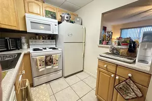 211 Ventnor M, Deerfield Beach, FL 33442 - Photo 9