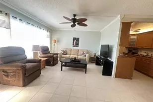 4032 Cambridge B, Deerfield Beach, FL 33442 - Photo 3