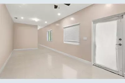 141 NW 12th St, Pompano Beach, FL 33060 - Photo 11