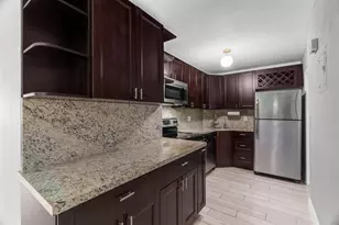 124 NE 19th Ct, Wilton Manors, FL 33305 - Photo 15