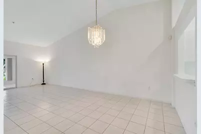 5876  Regal Glen Dr, Unit #201, Boynton Beach, FL 33437 - Photo 13