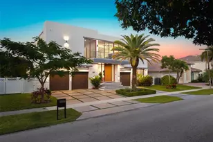 2631 NE 48th Ct, Lighthouse Point, FL 33064 - Photo 1