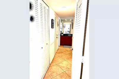 305 N Pompano Beach Blvd, Unit #706, Pompano Beach, FL 33062 - Photo 13