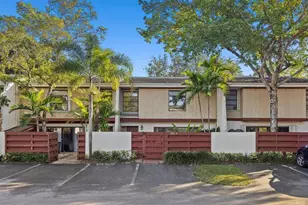 3012 Willow Ln, Hollywood, FL 33021 - Photo 1