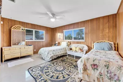 4490 NW 43rd St, Lauderdale Lakes, FL 33319 - Photo 19