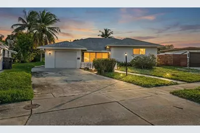 4490 NW 43rd St, Lauderdale Lakes, FL 33319 - Photo 1