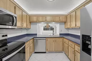 2606 NW 104th Ave, Sunrise, FL 33322 - Photo 7