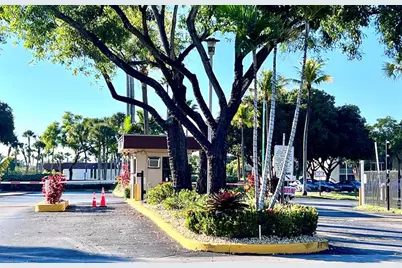 3321 NW 47th Terrace, Unit #232, Lauderdale Lakes, FL 33319 - Photo 21