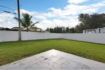 6374 SW 2nd St, Margate, FL 33068 - Photo 25