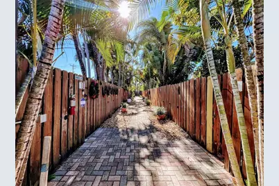 758 NE 13th Ct, Unit #1, Fort Lauderdale, FL 33304 - Photo 27