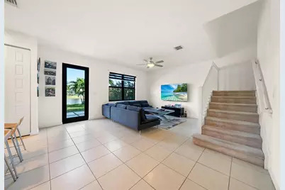 631 NE 191st Ter, Miami, FL 33179 - Photo 5