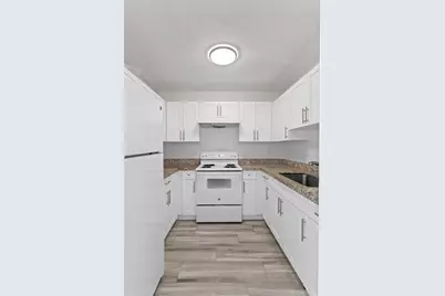 493 NW 43rd St, Unit #8, Fort Lauderdale, FL 33309 - Photo 5