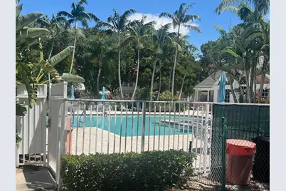 1050  Crystal Way, Unit #D, Delray Beach, FL 33444 - Photo 3