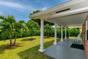 825 NE 10th Ave, Pompano Beach, FL 33060 - Photo 1