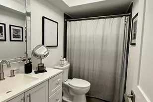 2141 NE 68th St, Fort Lauderdale, FL 33308 - Photo 13