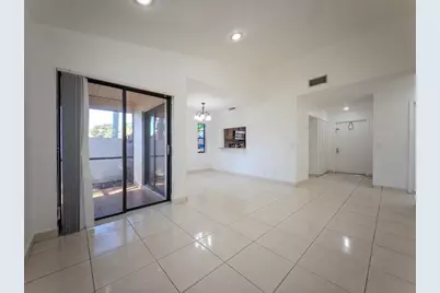 6016 NW 172nd Terrace Cir, Hialeah, FL 33015 - Photo 11