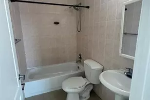 110 SE 2nd St Unit, Hallandale Beach, FL 33009 - Photo 5