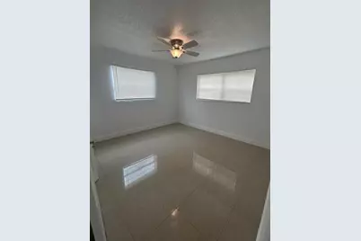 110 SE 2nd St, Unit #201, Hallandale Beach, FL 33009 - Photo 7