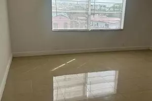 110 SE 2nd St Unit, Hallandale Beach, FL 33009 - Photo 3