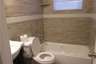 7010 Harding St, Hollywood, FL 33024 - Photo 5