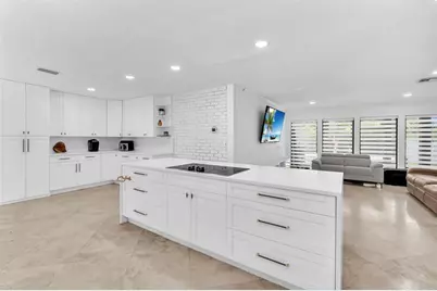 11800 NW 25th St, Plantation, FL 33323 - Photo 9